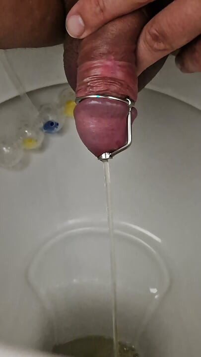 Bladder emptying with dilator