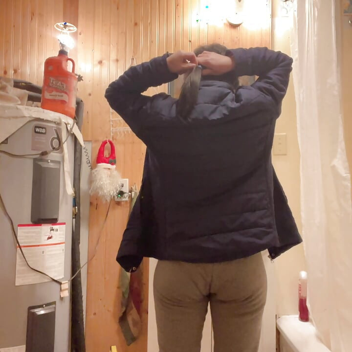 Lau sạch âm hộ sau khi đi tiểu cảm thấy tuyệt vời