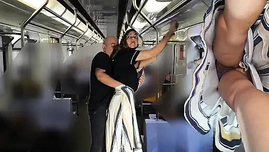 Trenle seyahat etmek giderek zorlaştı.