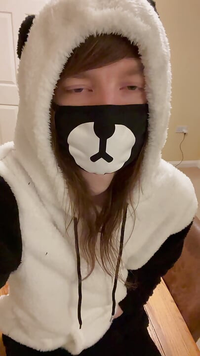 핑거링하는 귀여운 소녀