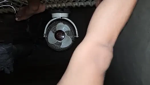Hintli yeni ateşli desi yenge sikiliyor