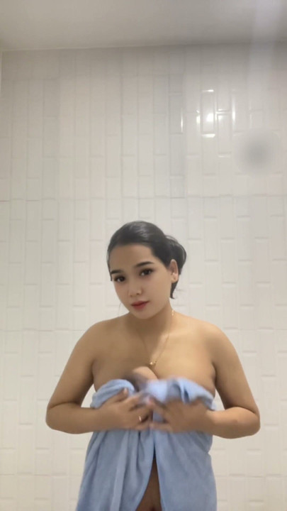 Bathing during the dry season feels so good it actually turns me on. | Clip 1