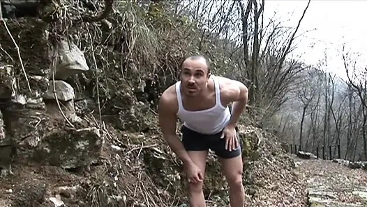 İtalyan edepsiz hikayesi... Gerçek bir cinsel fanatikle parkta yalnız