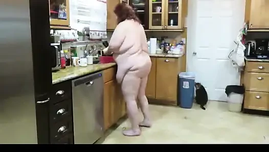 Requested video Big fat Stepmom milf cleans kitchen with her sponge while talking nasty to her