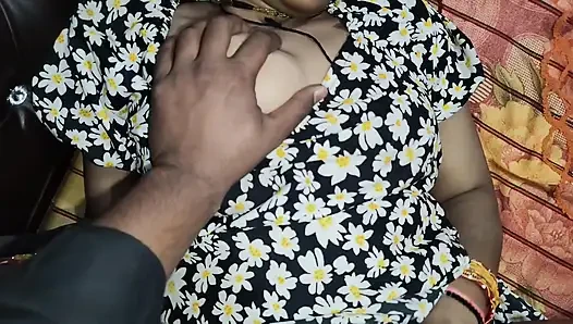 Hot desi indian bhabhi fucking hard and sucking big dick