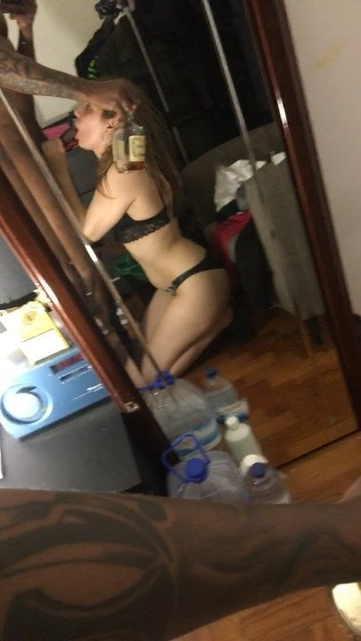 Cheating wife Quick Blowjob