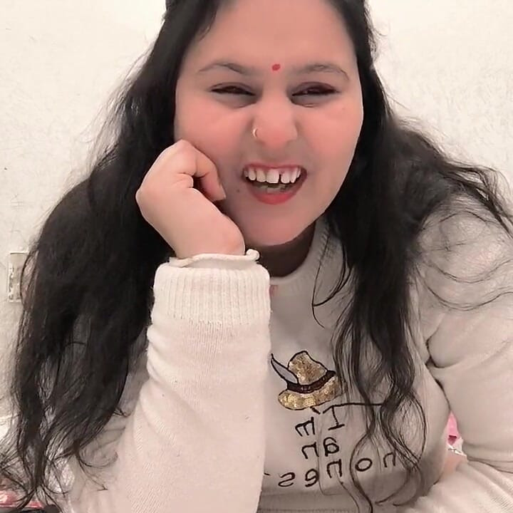 Puja Bhabhi Fingerings Pussy