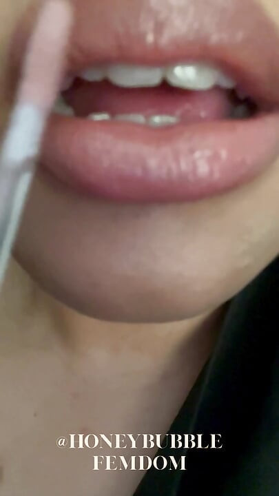 Nude Lipgloss Lip Fetish, Lip Worship, Femdom