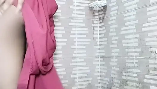 Бангладешский красный Angel, соло горячей девушки в туалете, видео взлета