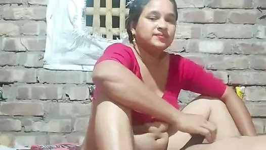 Tight Bhabhi in Saree Hard by Devar in Hindi