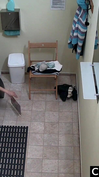 Jaw-dropping moment from "18 yo Girl came to Public Solarium with   Cams"