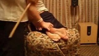 Crual Extrem Feet whipping !!!!!