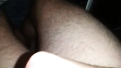 içinde bir prostat masaj aleti ile Cumming