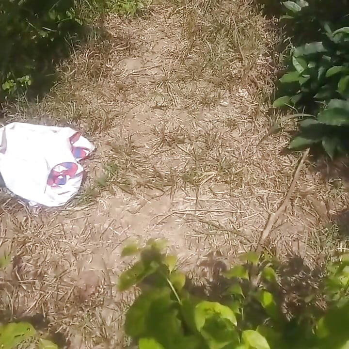 A Bush Hang Out with My Homie