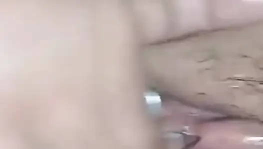 Aşka gerek yok ama yine de vücudunun sıcaklığını hissediyorum