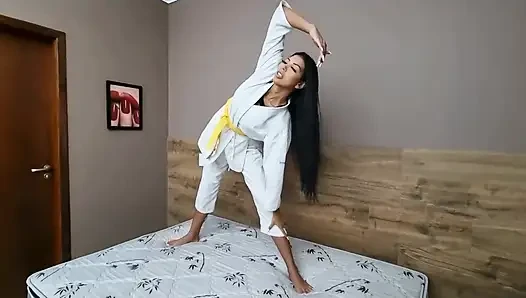 Lawan judoka - izabella paes dan nataly