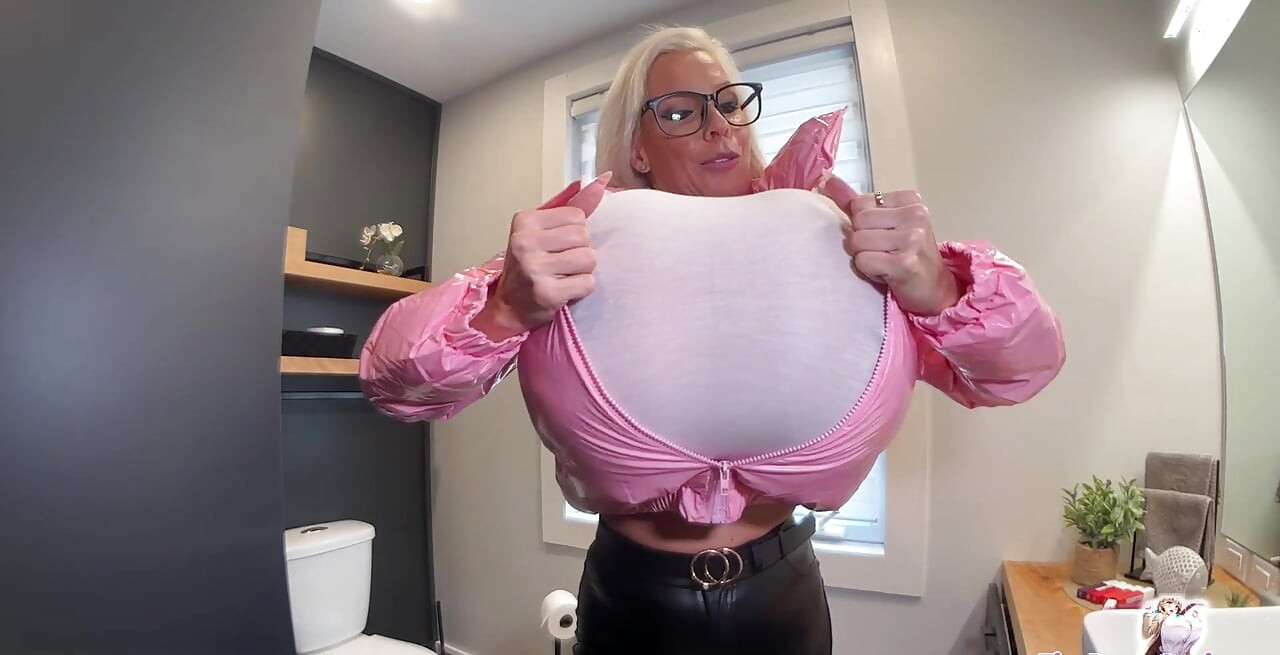Πλήρες βίντεο! Shiny Puffy Jacket ExpansionΝαι, σήμερα είναι μια πιο κρύα μέρα και ποιος λέει κρύο, λέει το Puffy Jacket!