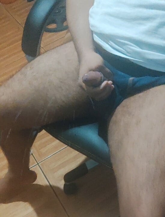 3回のオーガズム、3回の射精、3回の喘ぎ声 🥵💪🏽