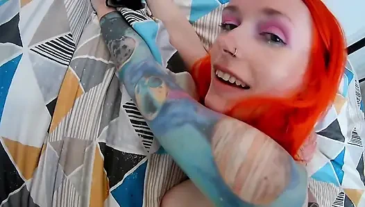 Ketaatan mendalam, hukuman yang manis dampak erotis & pemujaan