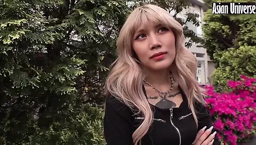 Gadis idola dengan tubuh aduhai lagi muasin memeknya pakai g-cup, rahasia ketenaran online!