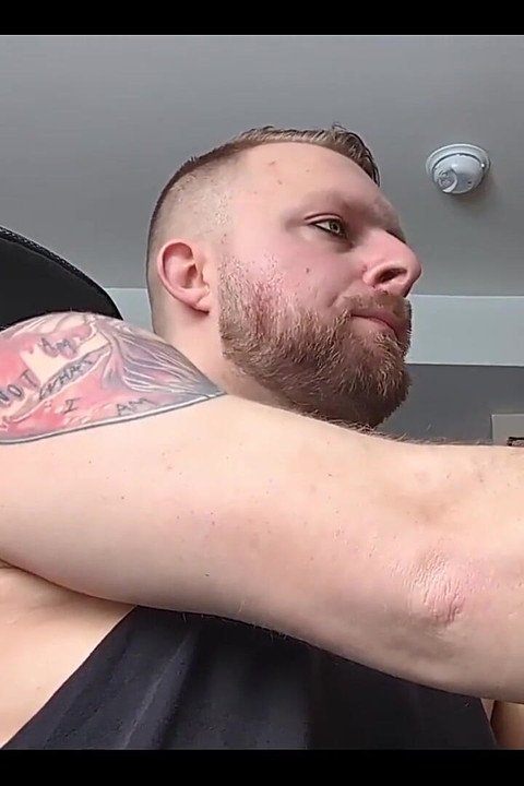 Jerk off in Front of Me