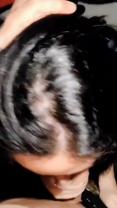 Mitten in der Nacht... Ich erhalte eine Mitteilung von Nyx | Clip 1