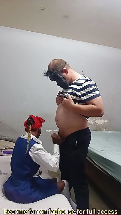 Cô Giáo Đụ Emi 18 Tuổi Nóng Bỏng Sau Giờ Học