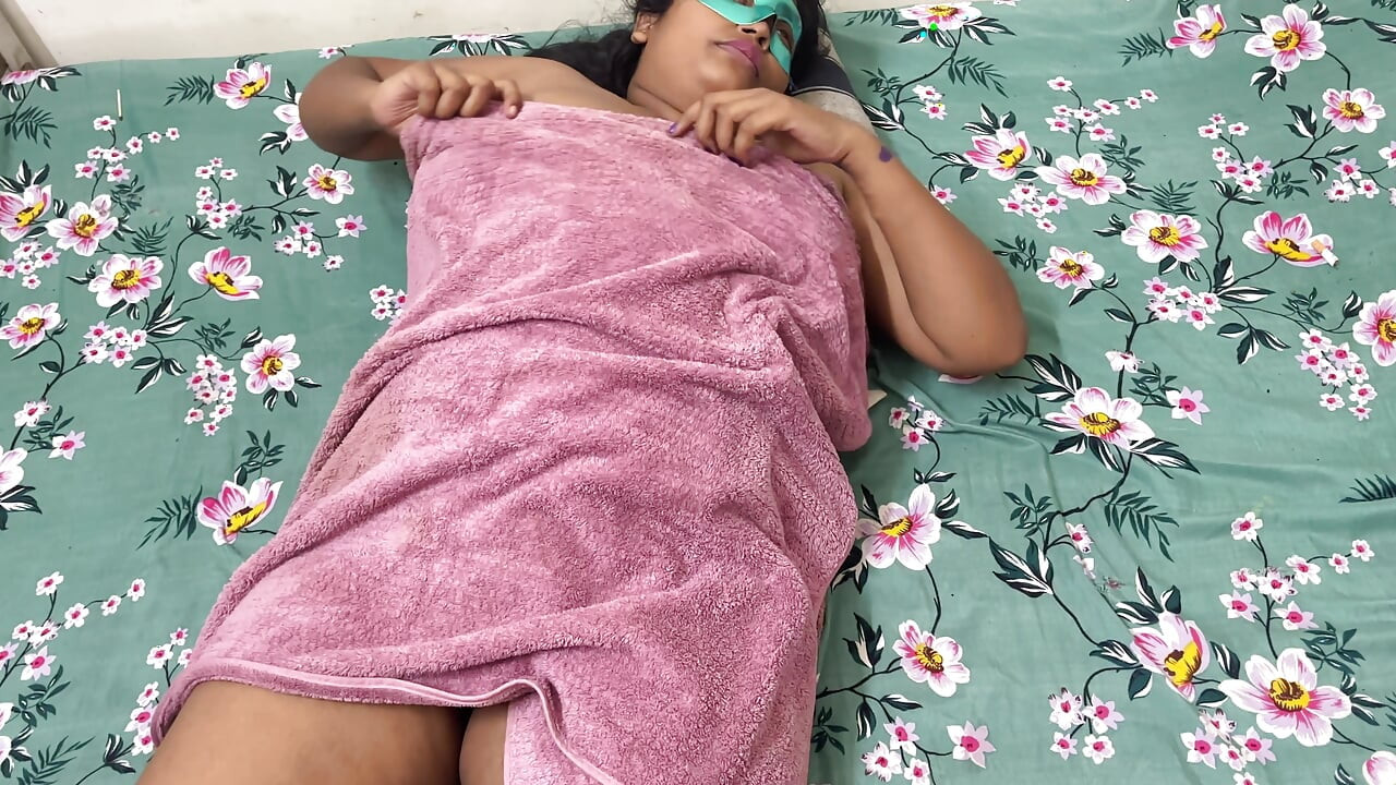 Indian girlfriend boyfriend private movement