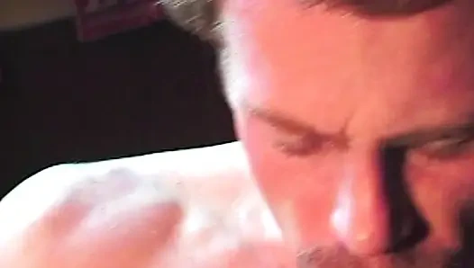 Versaute Taxifahrt: Heiße Action im Cab