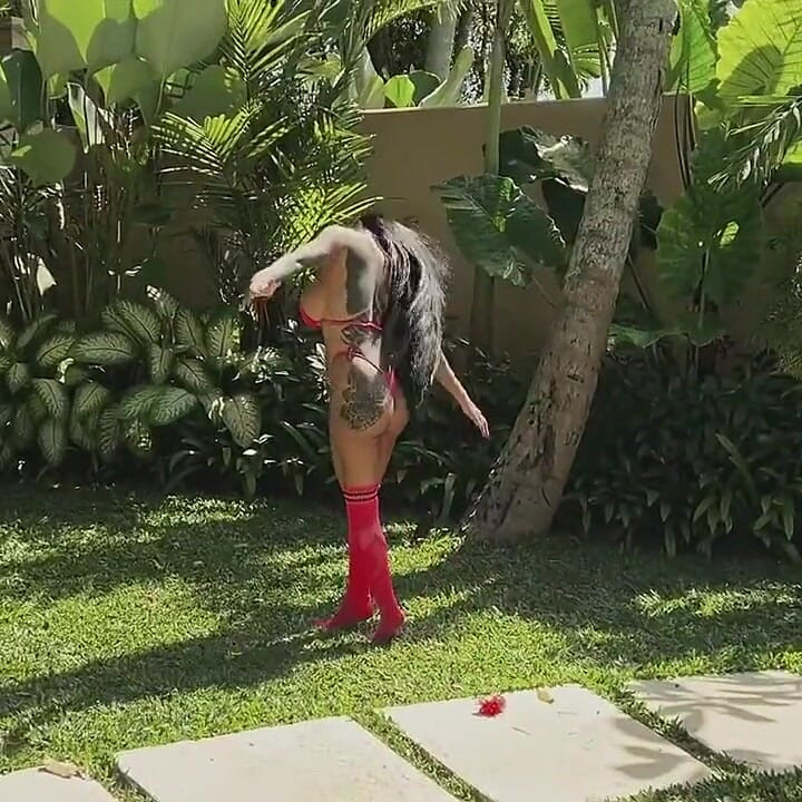 Sanktor - Asian Tattooed MILF in Pink Stockings on a Villa