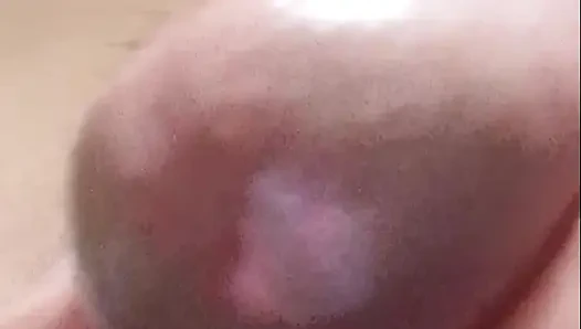 Dilinize büyük miktarda precum