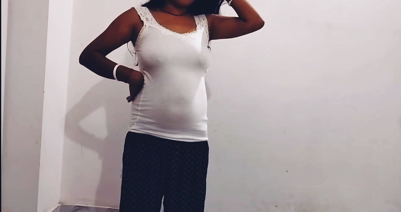 Hardcore fudendo história com bhabi com peitos grandes e Devar