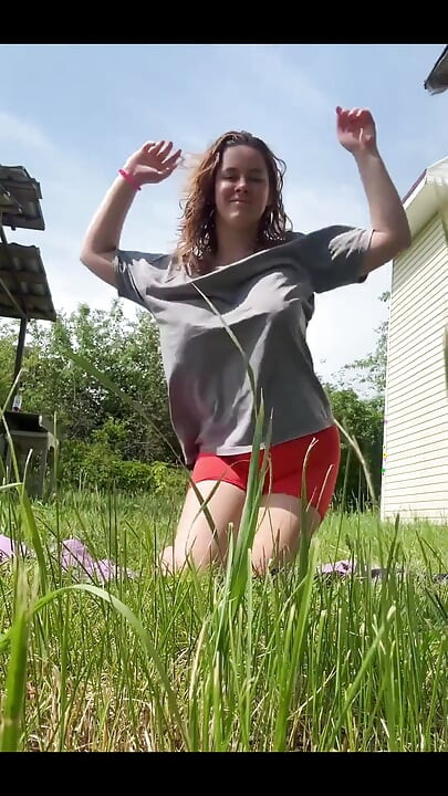 In Summer I Do Yoga on the Street