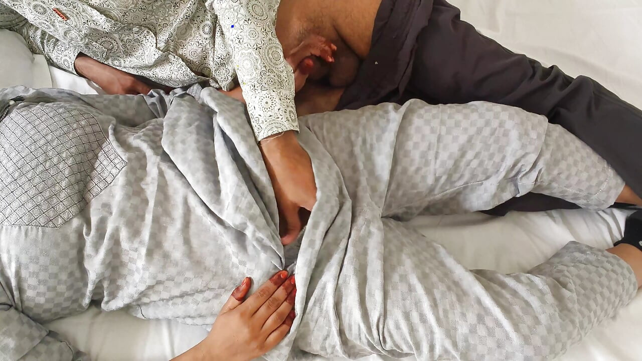 Indické dívky šukají těsnou kundičku xxx video Indické dívky těsnou kundičku šukají xxx video