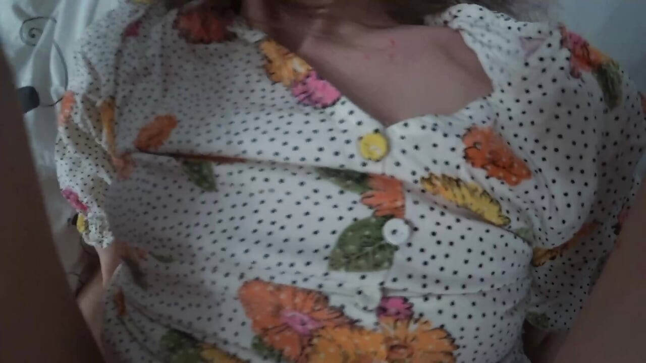 Aldatan evli kadınlar ve en iyi arkadaşım. Gerçek