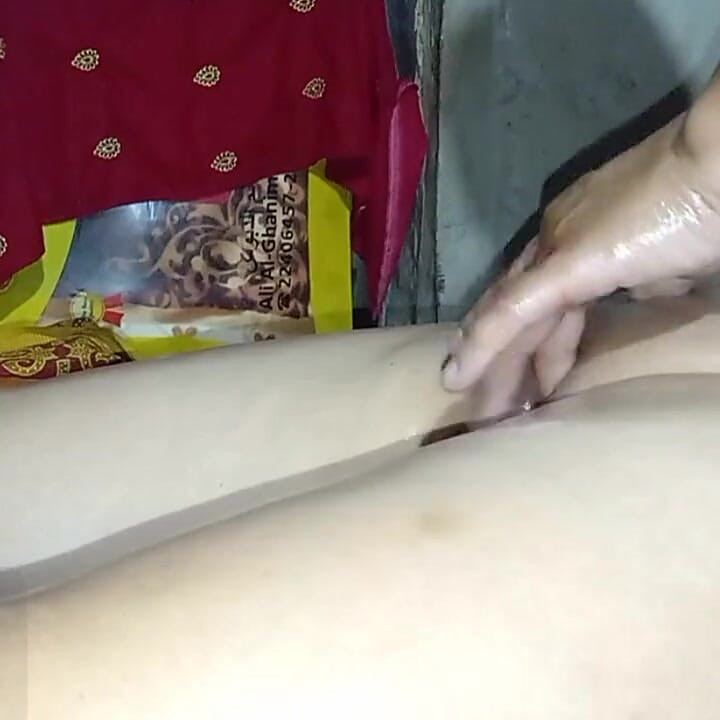 New Nepali Girlfriend Puti Oil Massage at Home Full Nepali Audio