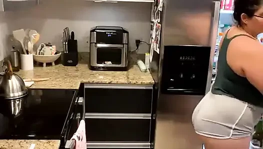 Dani Valentina ile canlı yayın