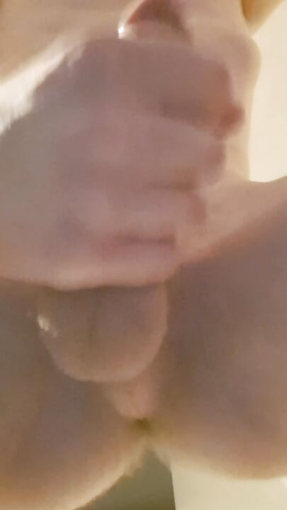 18-year-old boy masturbates