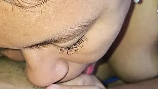 My best friend takes me to a motel before asks me to do oral