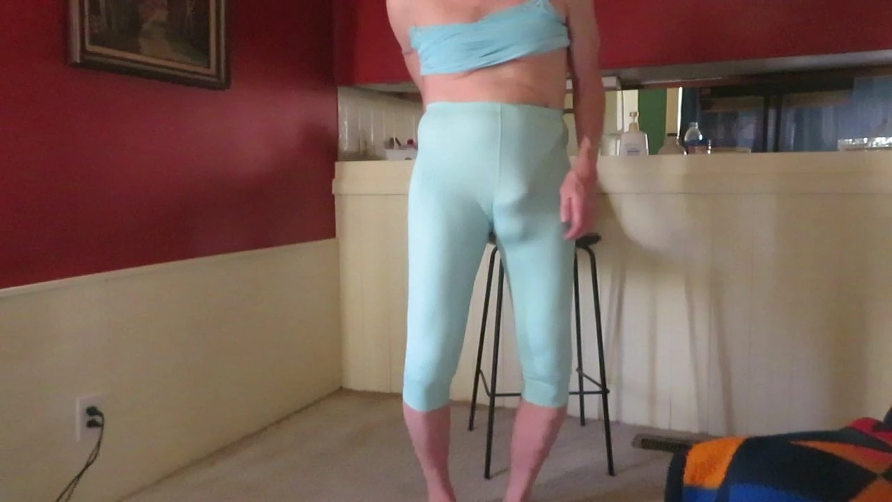 Male slut in skin-tight leggings