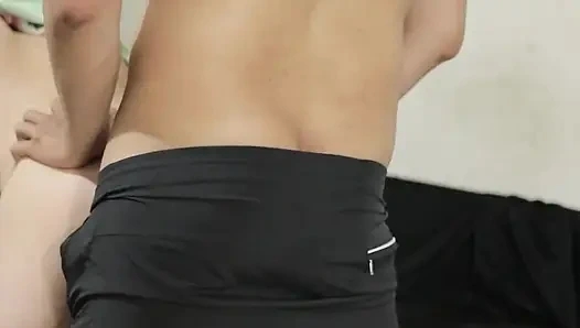 Экзотический индийский хиджаб в блестящем атласе - толстая большая задница, кримпай, масляный массаж