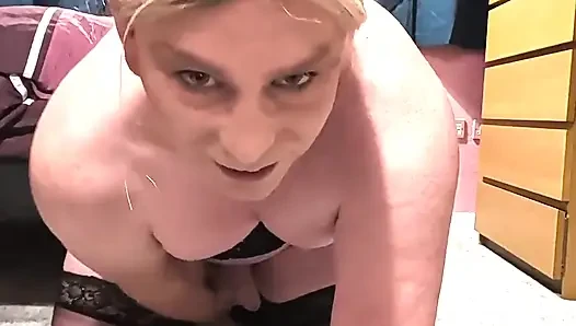 Nikki Takes a Thick Dildo