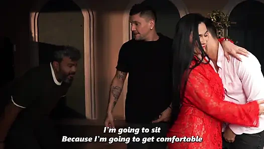 Милфа с большой задницей в конечном итоге трахается с друзьями ее мужа-куколда - она обожает делиться!