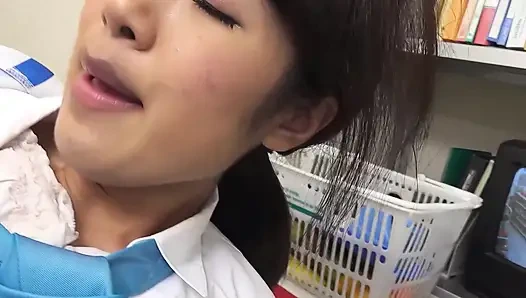 Japon satıcı kadın sahne 1_beautiful Japon mayuka momota mağazanın deposunda sikişiyor