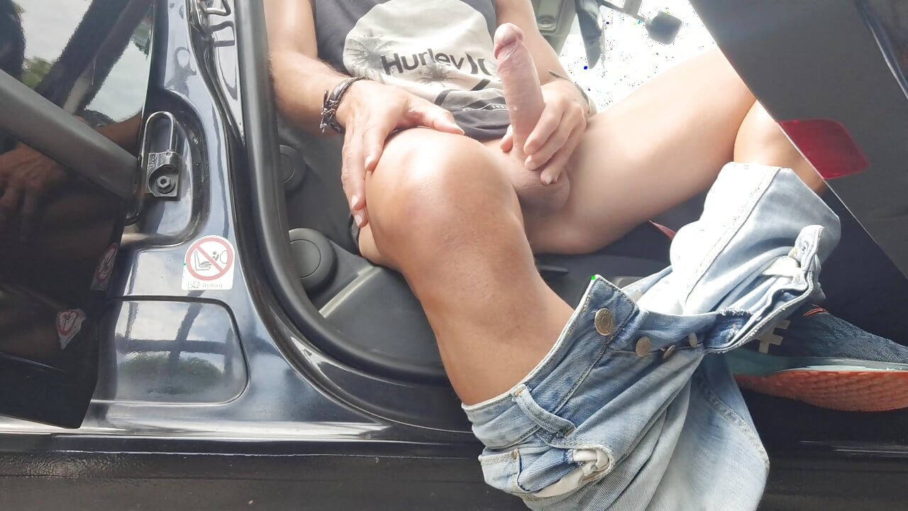Public Car Wank – Got Super Horny and Had to Stroke My Cock Outside