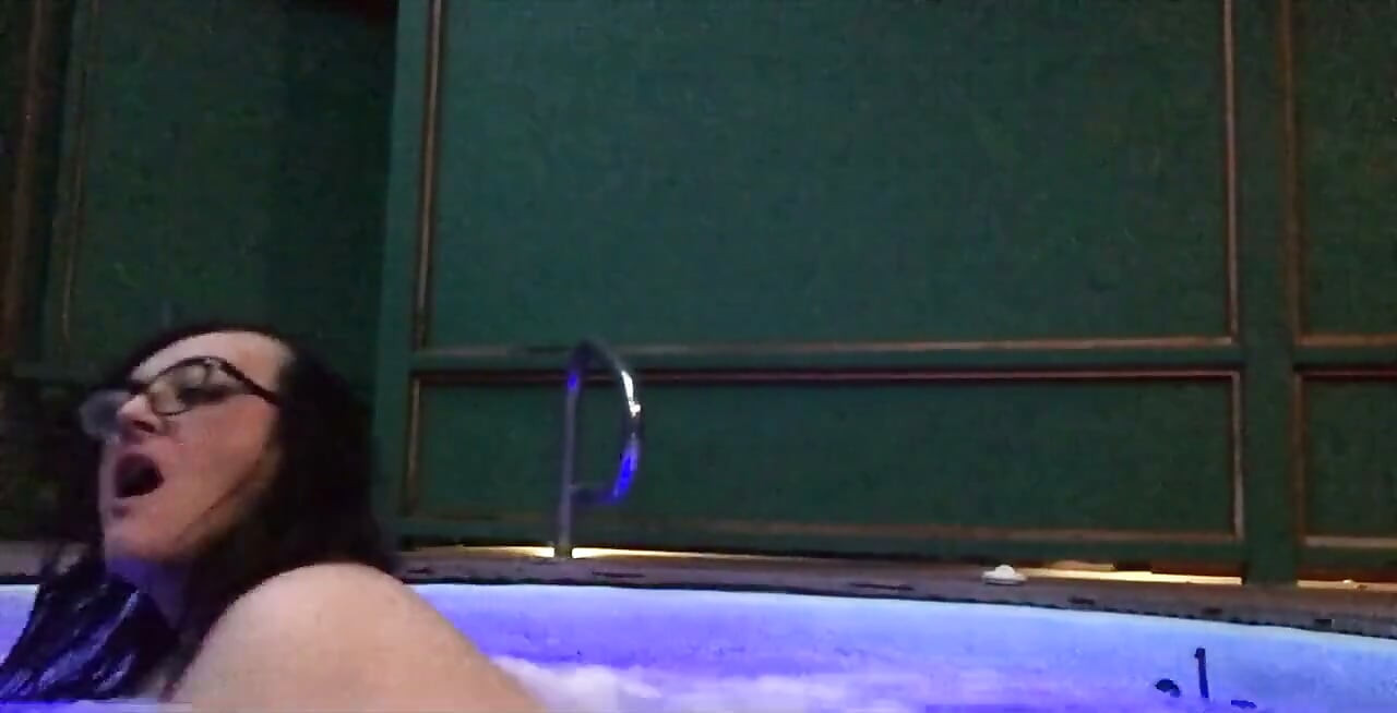 Solo Hot Tub Fun with Christi Cream Cake