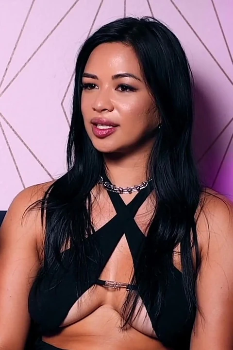 From Preacher’s Daughter to Rising Star: Scarlett Alexis Opens up