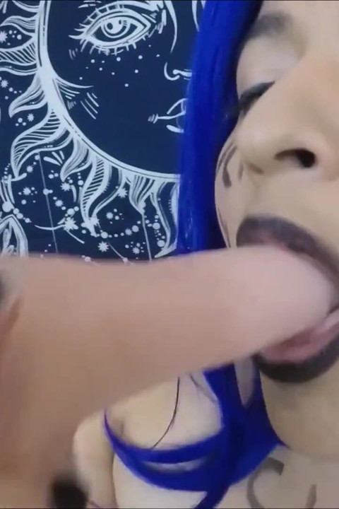 앨리스 엔젤의 레이븐 코스플레이