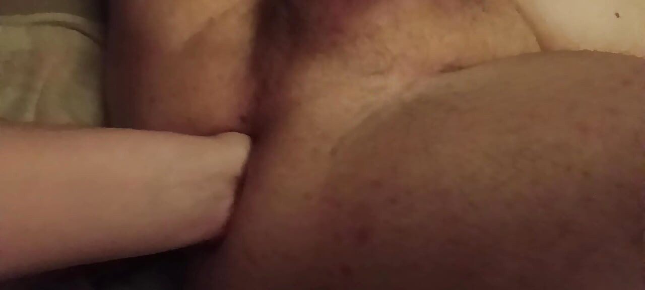 Girlfriend fisting my ass.