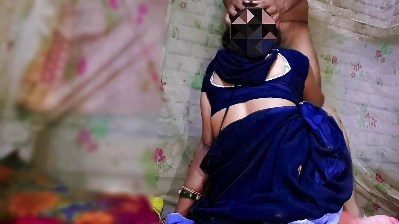 Hot Desi Couple Romantic Night Real Amateur Hindi.Indian Bhabhi Secret Romance Desi Homemade Video.sexy desi girl first time sex